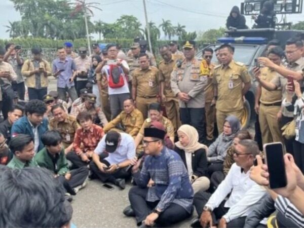 Usai Demo Mahasiswa, DPRD Lampung Klaim Pendidikan Jadi Prioritas: Anggaran Naik Rp120 Miliar, Iuran SMA-SMK Dihapus